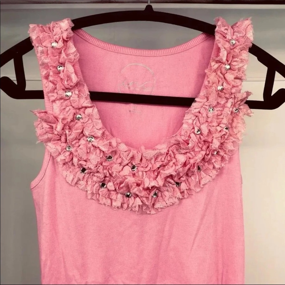 NEW Pink Racerback Ruffle Tank Top lace M - Picture 4 of 8